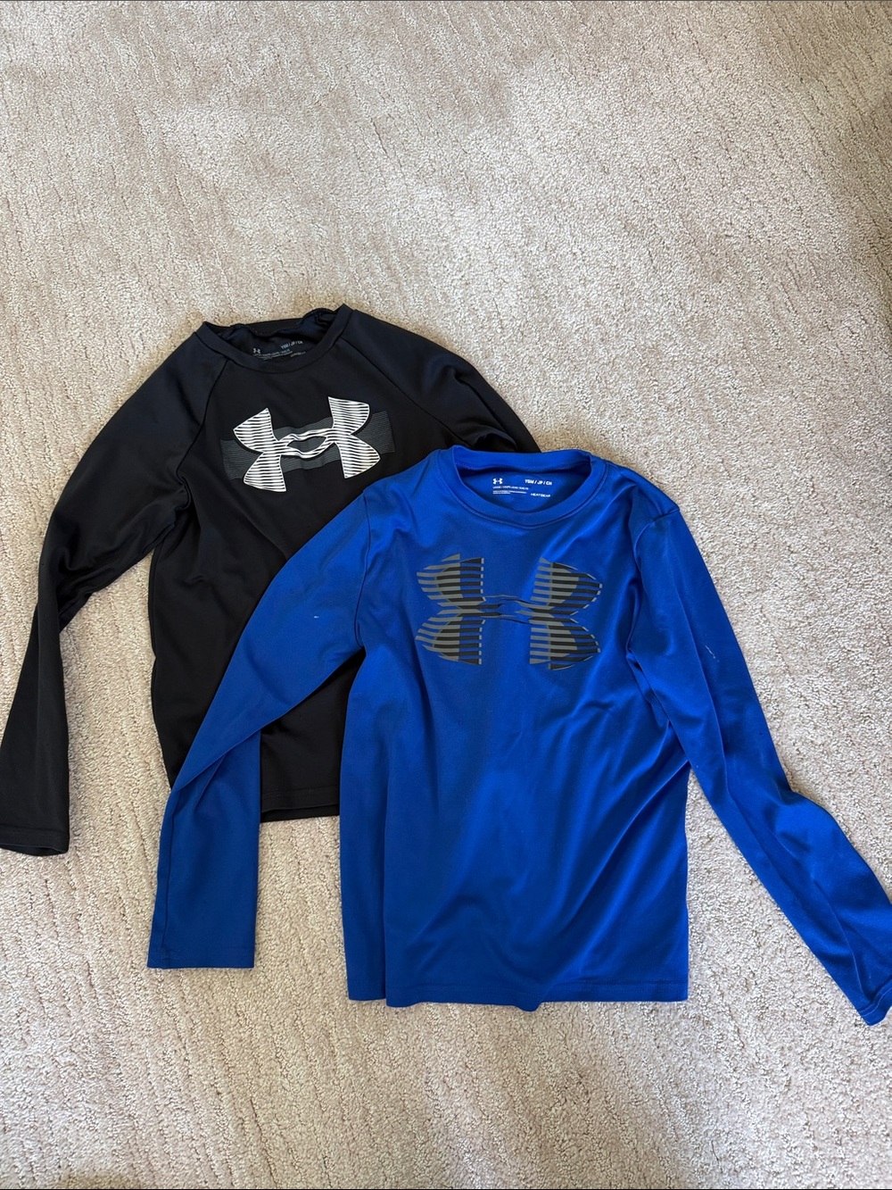 Under Armour Black & Blue Boys' Long Sleeve Performance Shirts